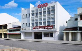 Collection O Ghc Near Penang Street Art Formerly Queen City Hotel